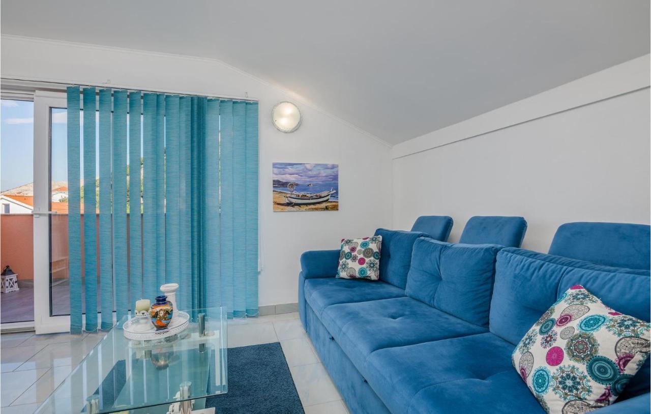 Nice Apartment In Stara Baska With Kitchen المظهر الخارجي الصورة